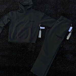 Essentials x large brand new black set